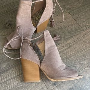 Maurice’s tie up ankle sandals